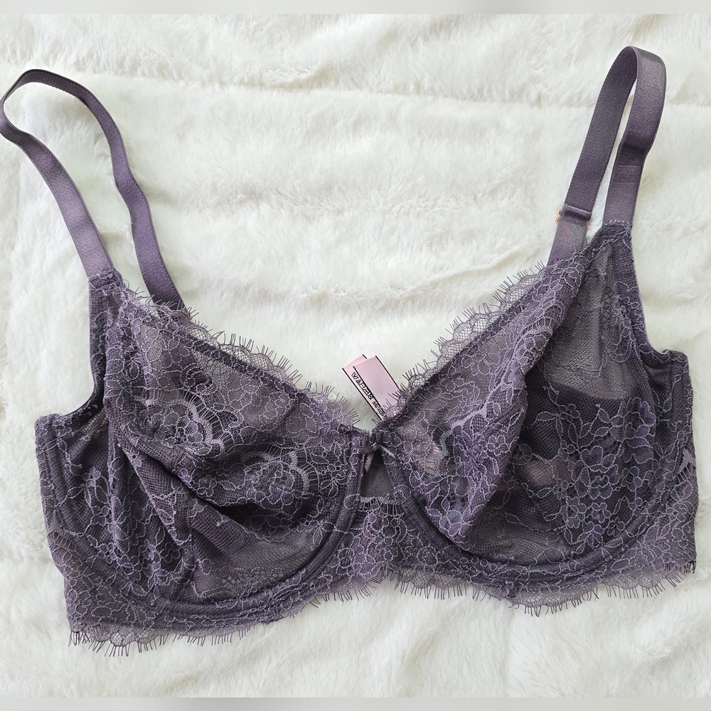 NWOT Victoria's Secret Dream Angels Unlined Demi Lace Underwire Bra Size 34G